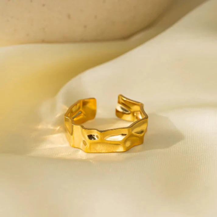 Hammered & Smelt Adjustable Gold Ring