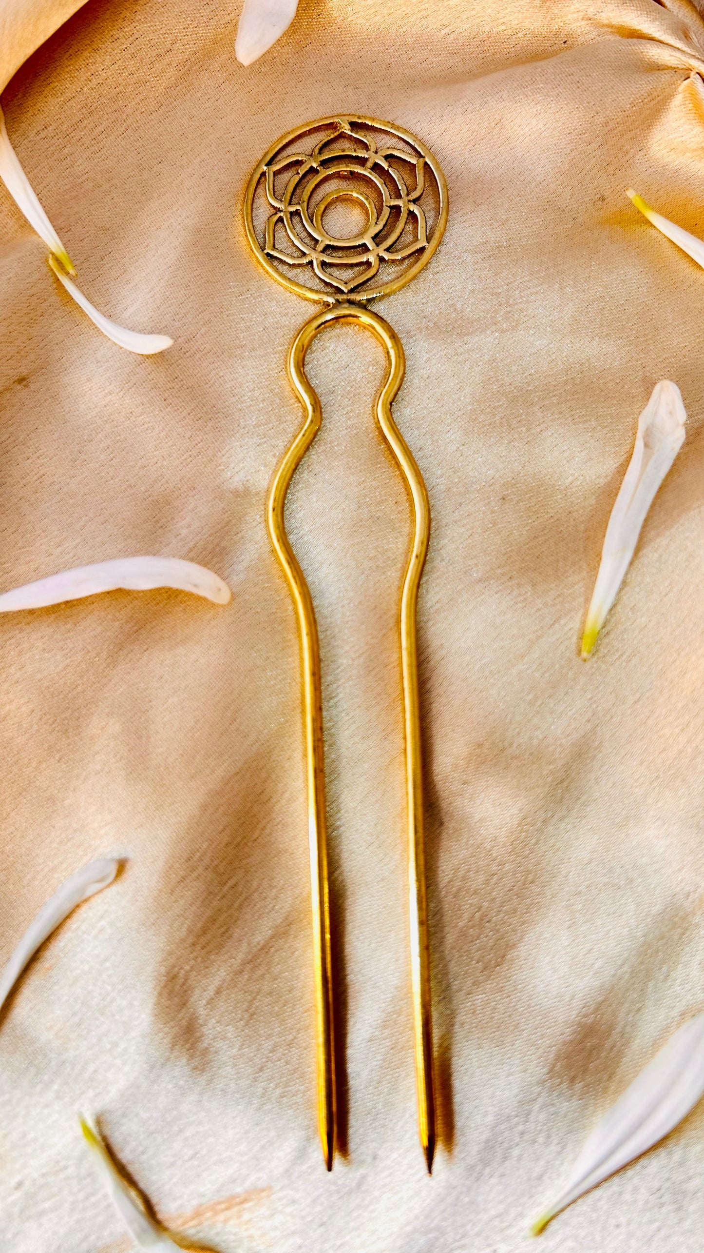 “Ethereal Lotus Gold Hair Fork”