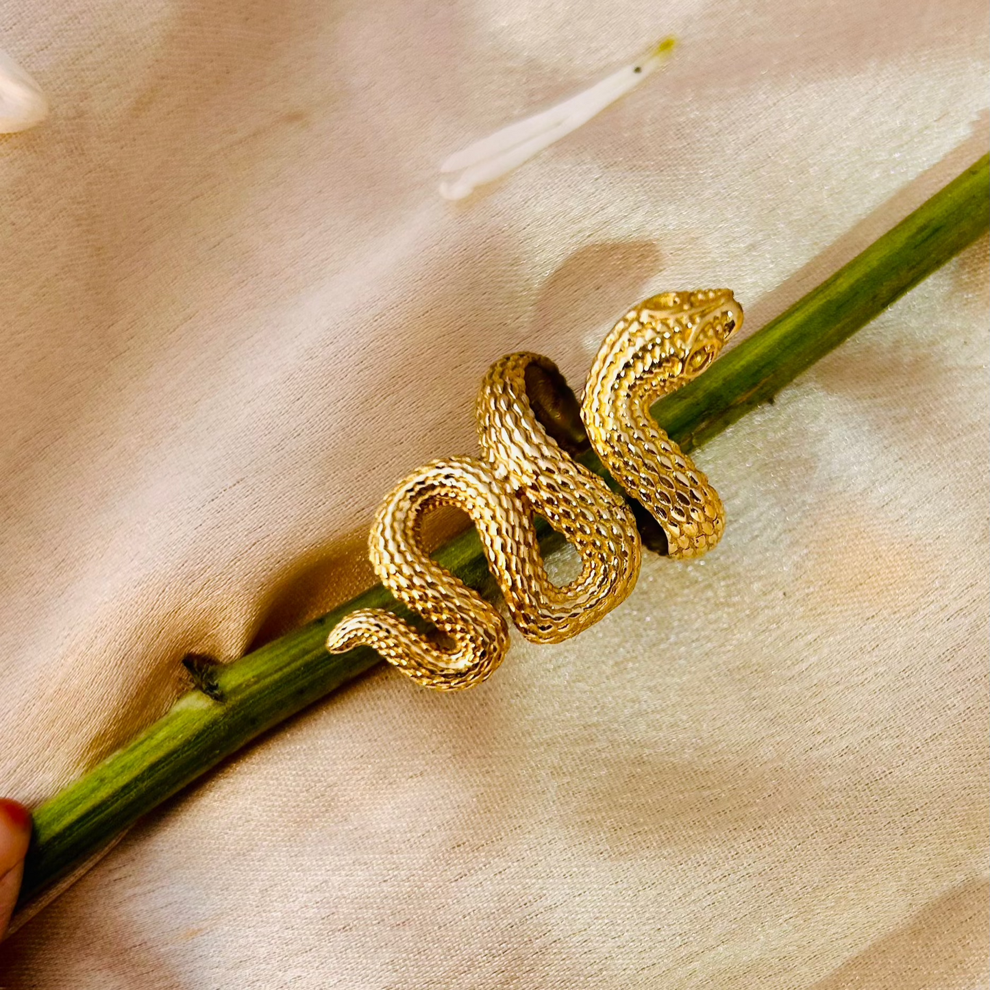 Serpent Embrace Ring – Gold Snake Ring