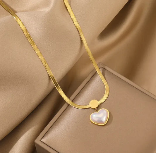 Heart of Glow Necklace