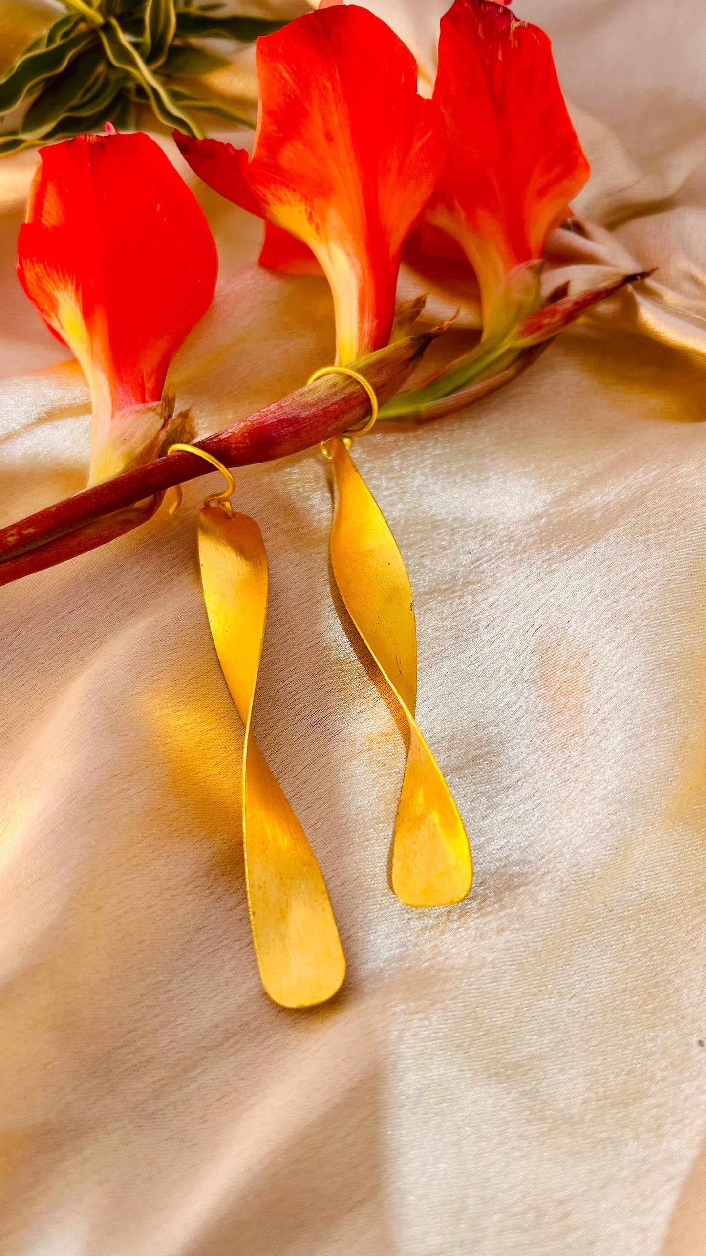 Golden Twirl Dangle Earrings – Jewelshala Bling